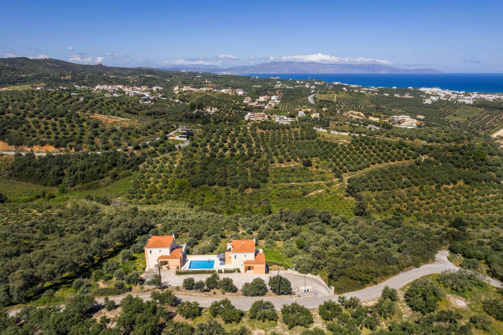 Olive Tree Hillside Apartment Сталос Екстер'єр фото